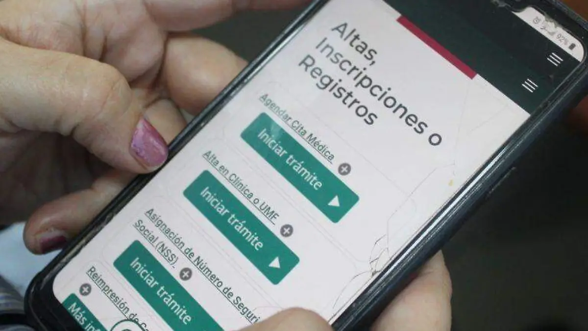 IMSS activa app para que derechohabientes den de alta familiares  